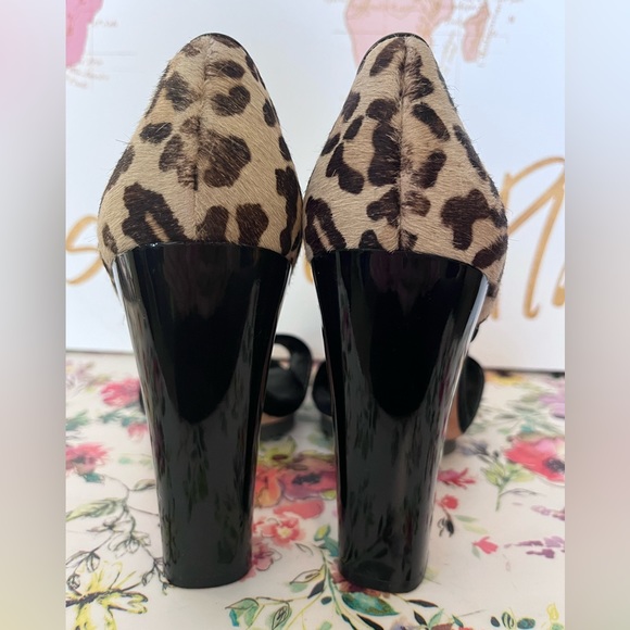 BCBG MaxAzria Leopard Print {Faux Hair & Suede}Chunky Heels 👠 - Picture 5 of 7